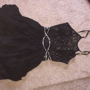 Short black sequined prom dress